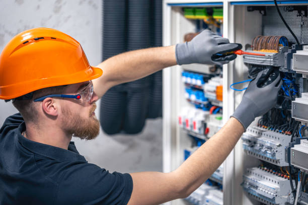 Best Affordable Emergency Electrician  in Goldenrod, FL